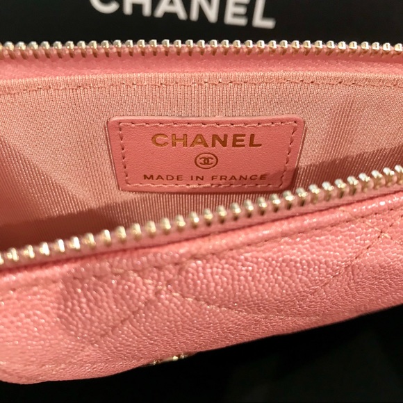 ❌Sold❌Chanel 19S Pink Iridescent WalletPhone Pouch - Picture 4 of 6